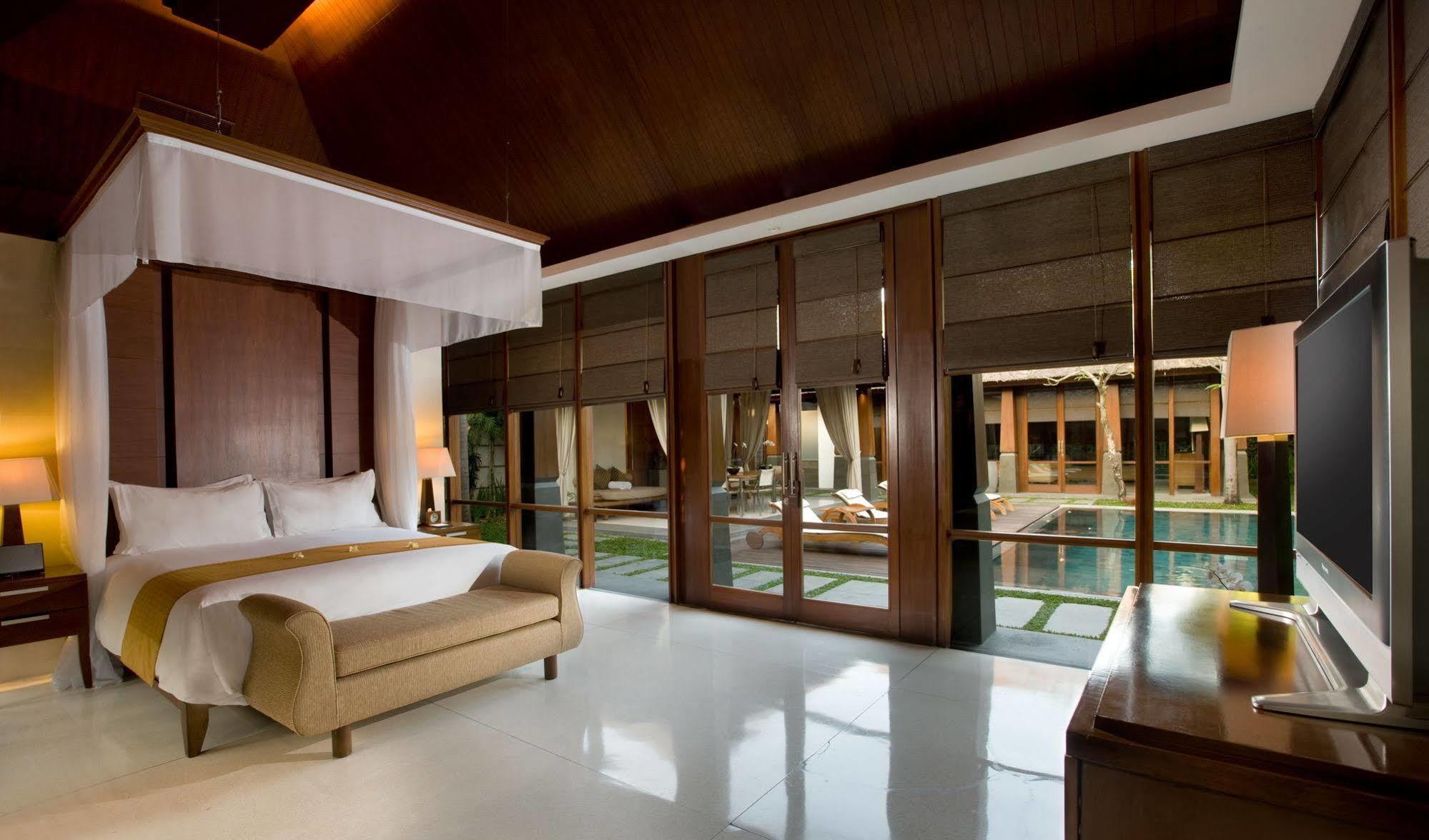 Villa The Kayana Seminyak Esterno foto